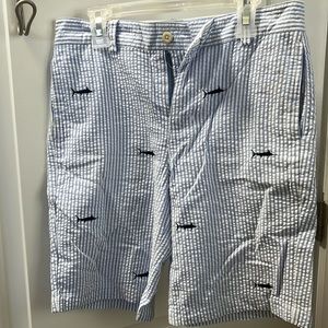 Boys Vineyards Vines shorts. Great condition. Size 12.